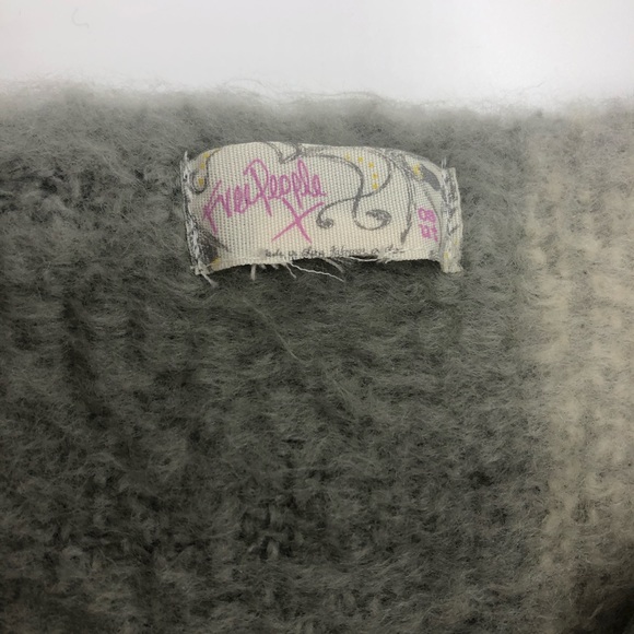 Free People Grey Plaid Soft Blanket Scarf - Picture 5 of 7